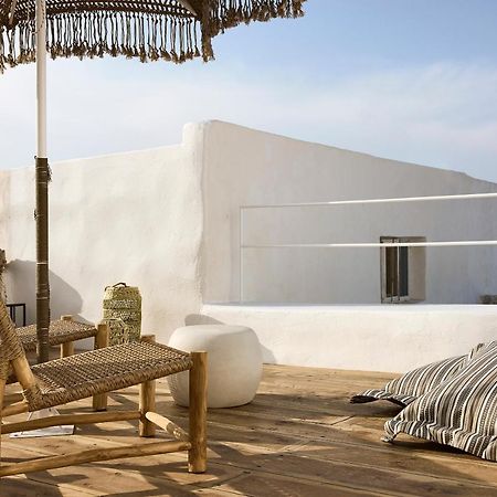Niove Suites Milos Πλάκα Μήλου Εξωτερικό φωτογραφία