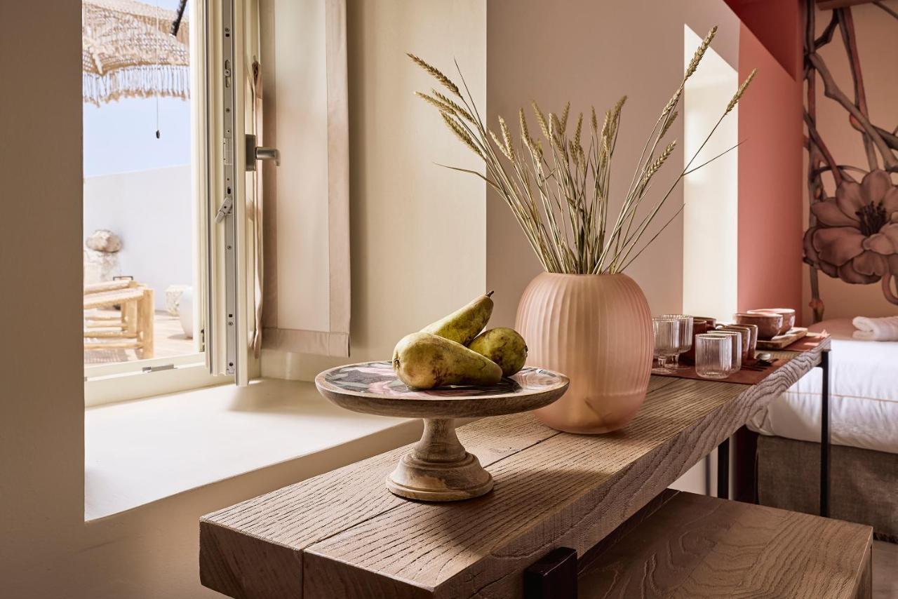 Niove Suites Milos Πλάκα Μήλου Εξωτερικό φωτογραφία