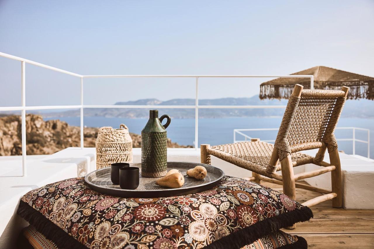 Niove Suites Milos Πλάκα Μήλου Εξωτερικό φωτογραφία