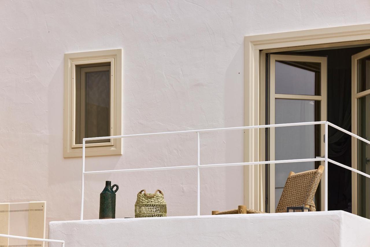 Niove Suites Milos Πλάκα Μήλου Εξωτερικό φωτογραφία